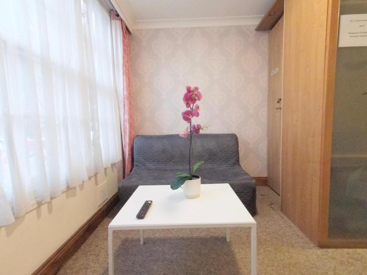 Апартаменты Flat 1 At 6 Taunton Mews Лондон Экстерьер фото